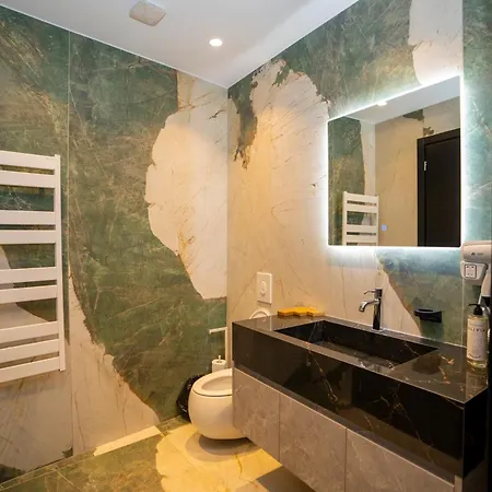 Consul Ξενοδοχείο 4*