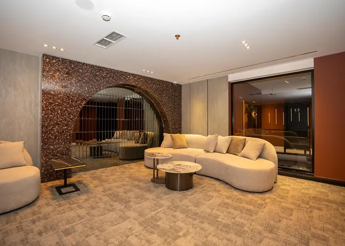 Consul 4* شكودر