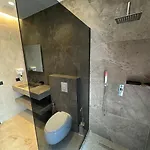 Consul فندق 4*